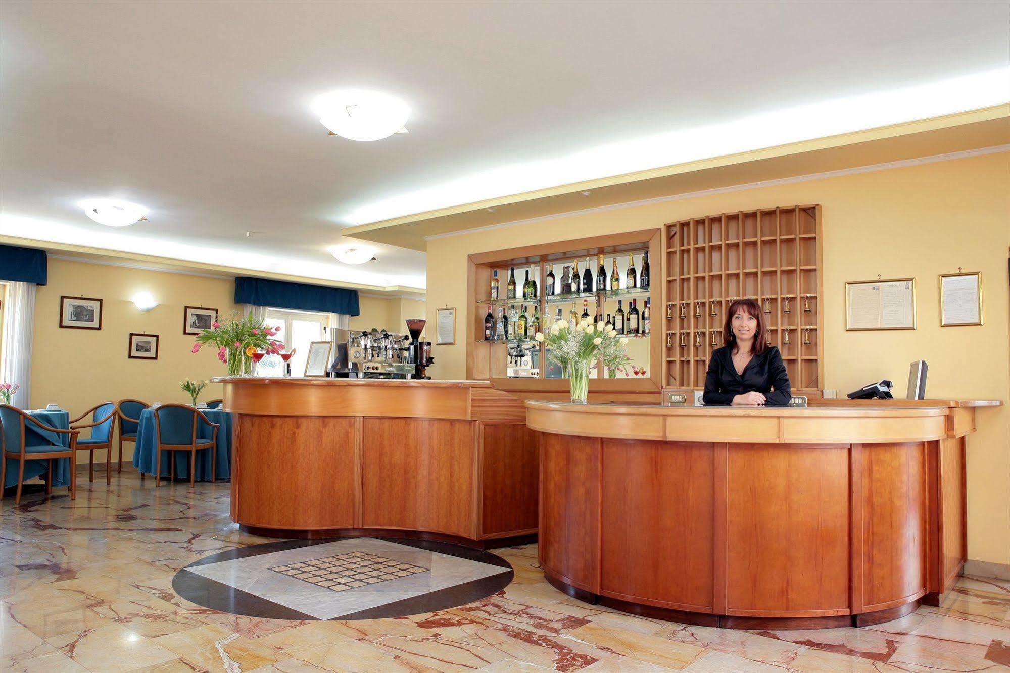 Hotel Iside Pompei Exterior foto