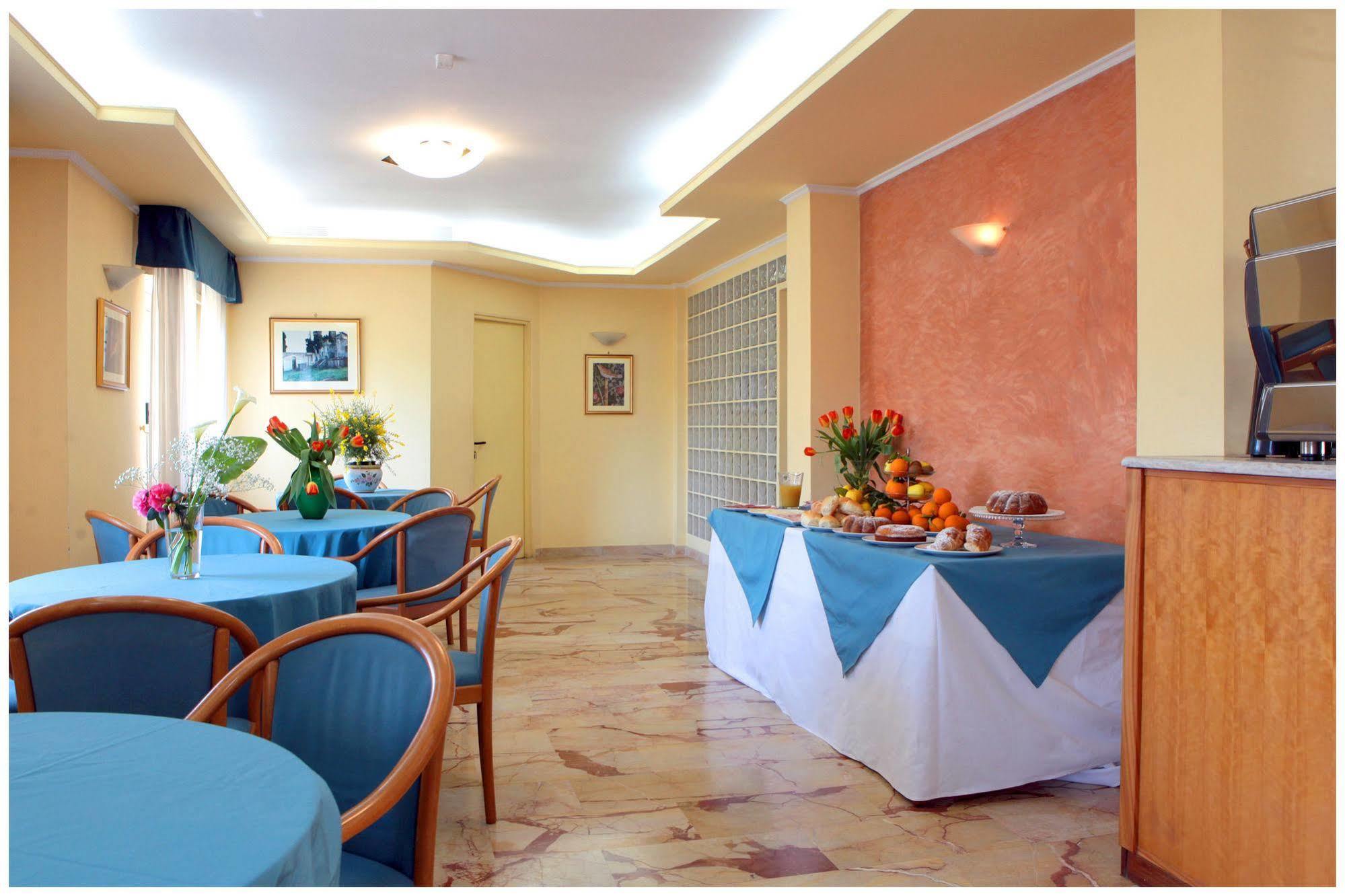 Hotel Iside Pompei Exterior foto